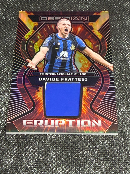 2023-24 Panini Obsidian Soccer Eruption Relic 17/25 - Davide Frattesi