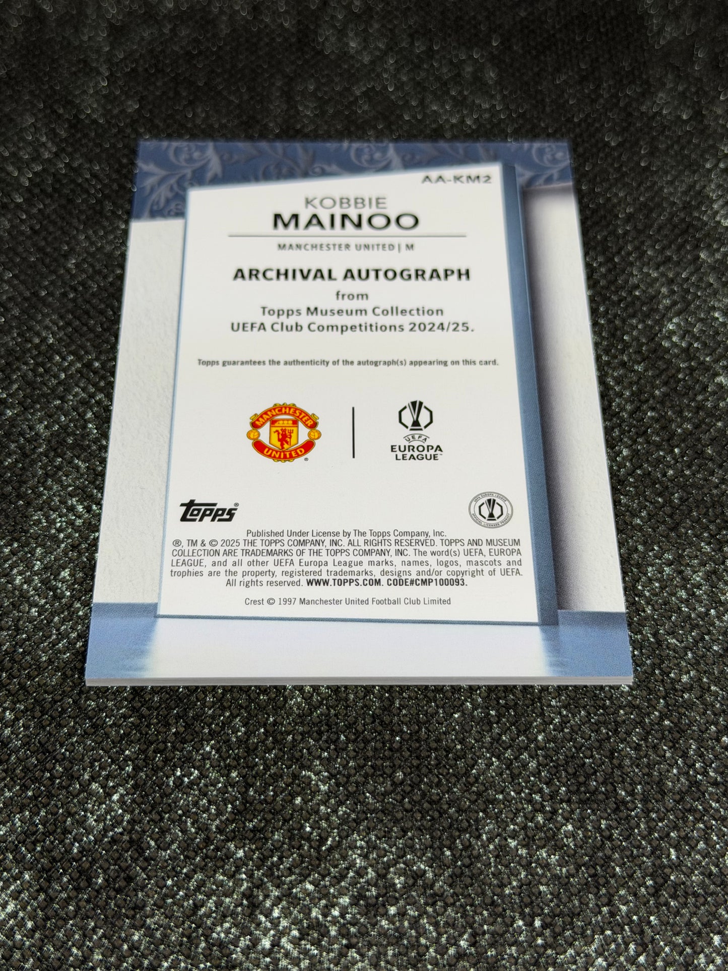 2024-25 Topps Museum Collection UEFA Club Competitions Archival Autograph 18/99 - Kobbie Mainoo
