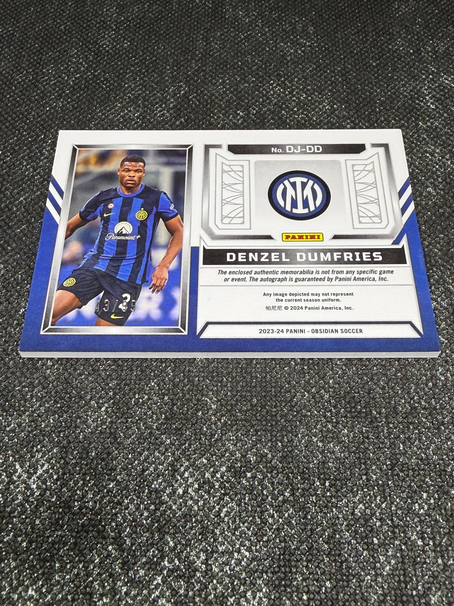 2023-24 Panini Obsidian Soccer Jersey Ink Autograph 43/99 - Denzel Dumfries