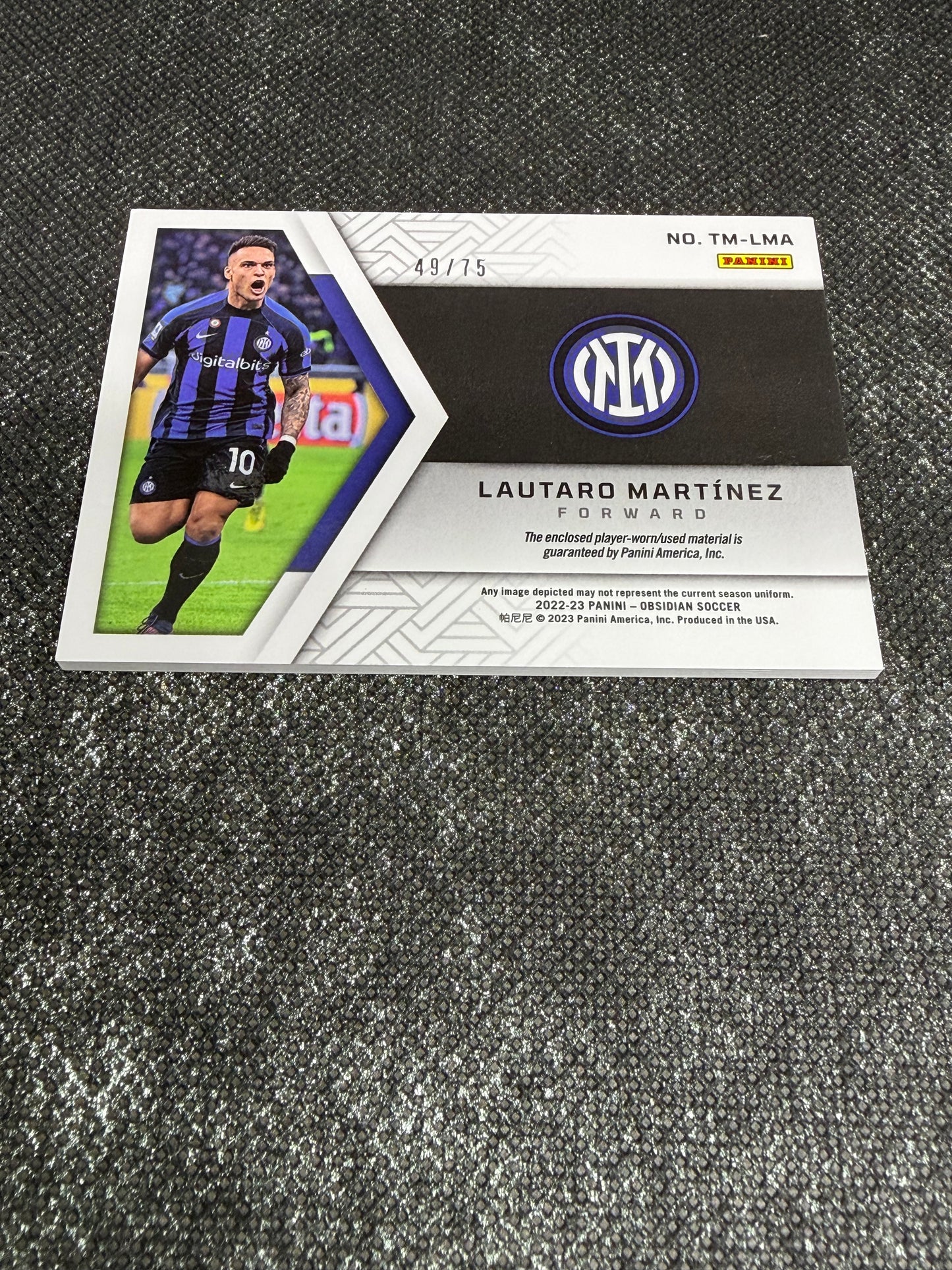 2022-23 Panini Obsidian Trifecta Material 49/75 - Lautaro Martinez