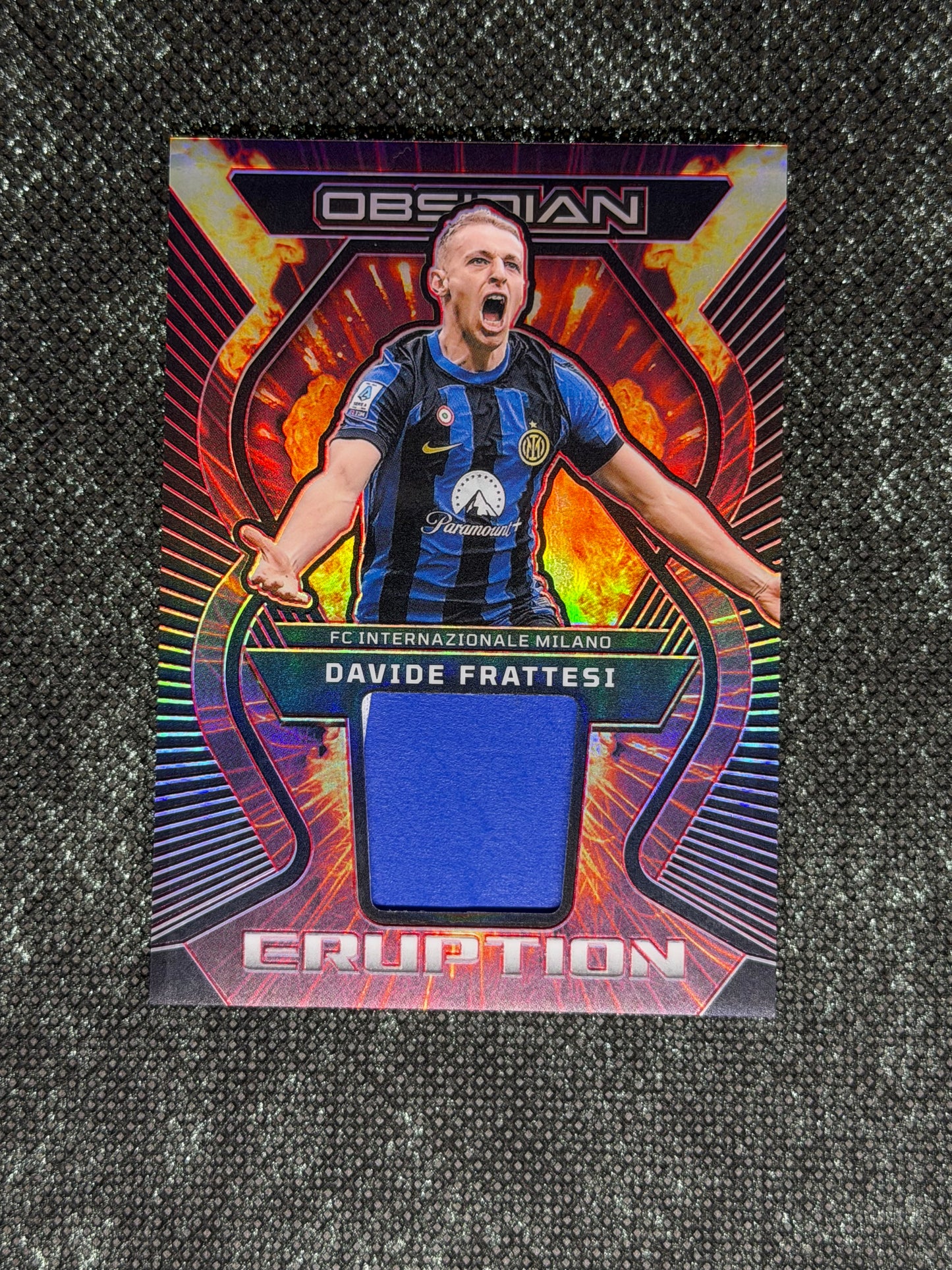 2023-24 Panini Obsidian Soccer Eruption Relic 17/25 - Davide Frattesi