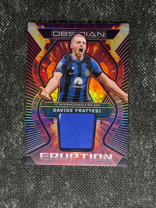 2023-24 Panini Obsidian Soccer Eruption Relic 17/25 - Davide Frattesi