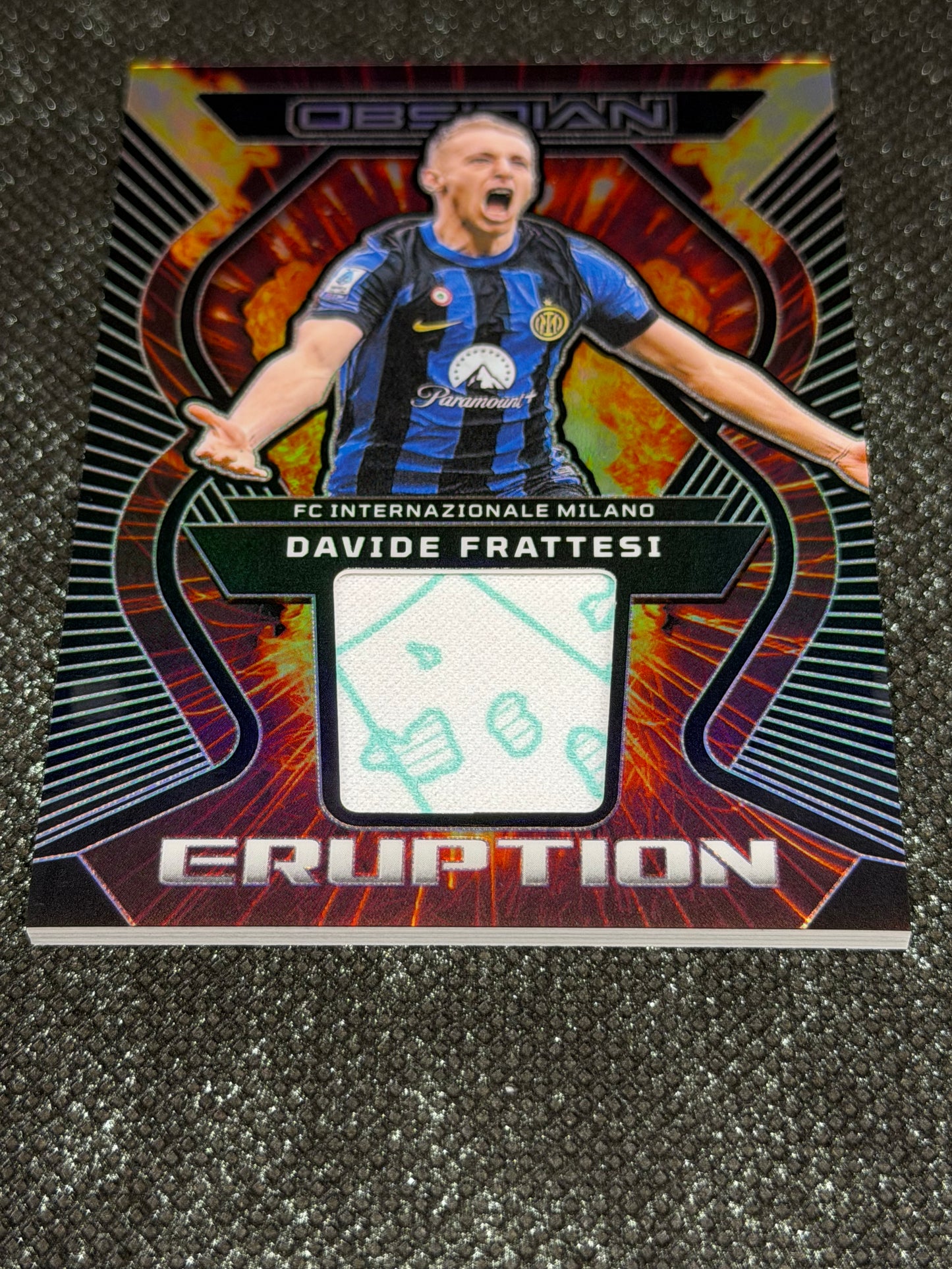 2023-24 Panini Obsidian Soccer Eruption Relic 057/199 - Davide Frattesi