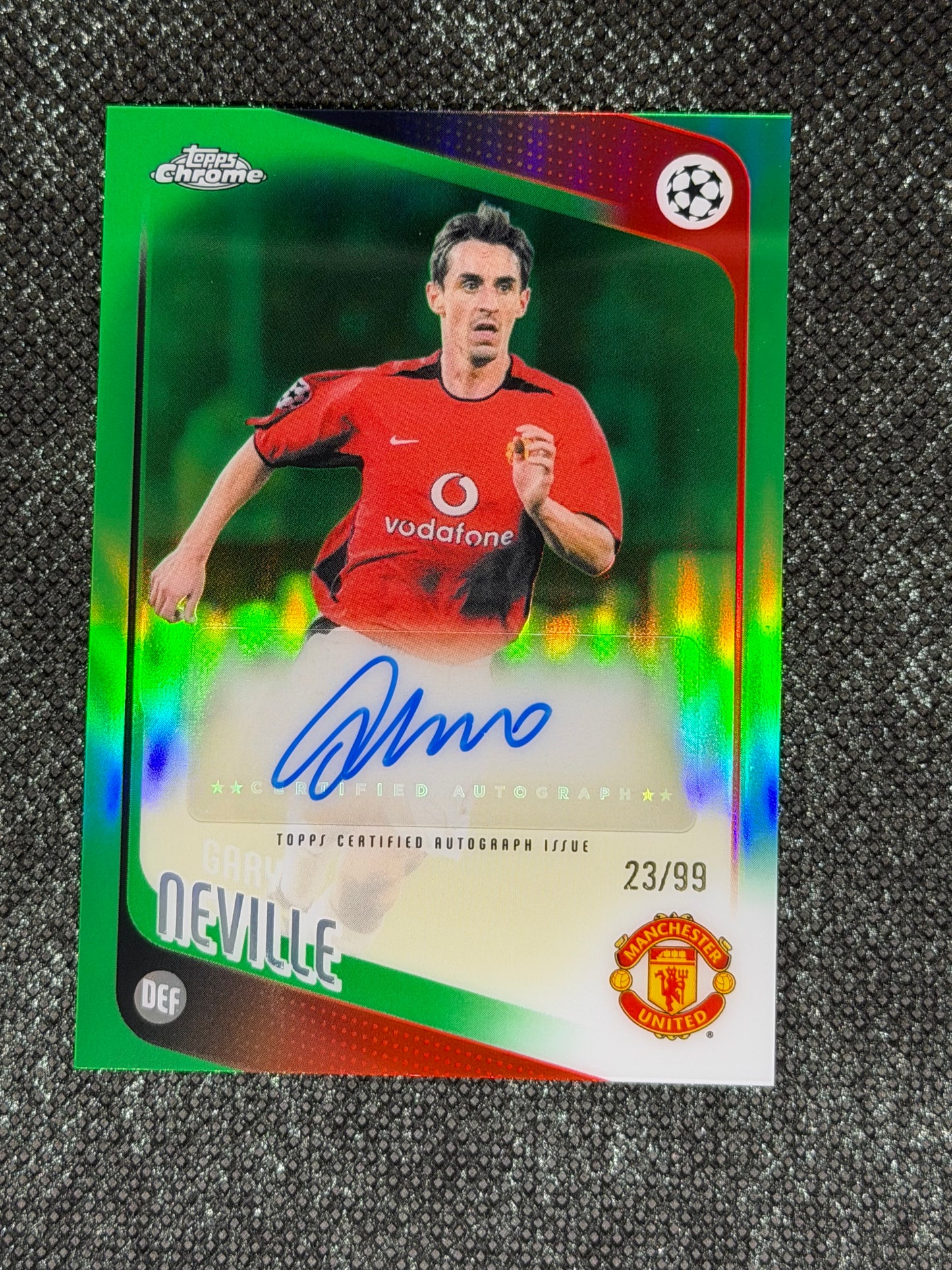 2025-26 Topps Chrome UEFA Club Competitions Green Autograph 23/99 - Gary Neville
