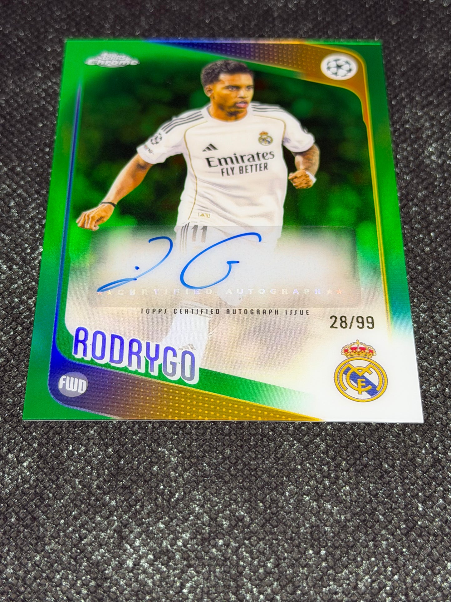 2025-26 Topps Chrome UEFA Club Competitions Autograph Card Green 28/99 - Rodrygo