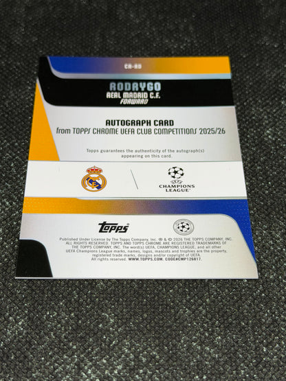 2025-26 Topps Chrome UEFA Club Competitions Autograph Card Green 28/99 - Rodrygo