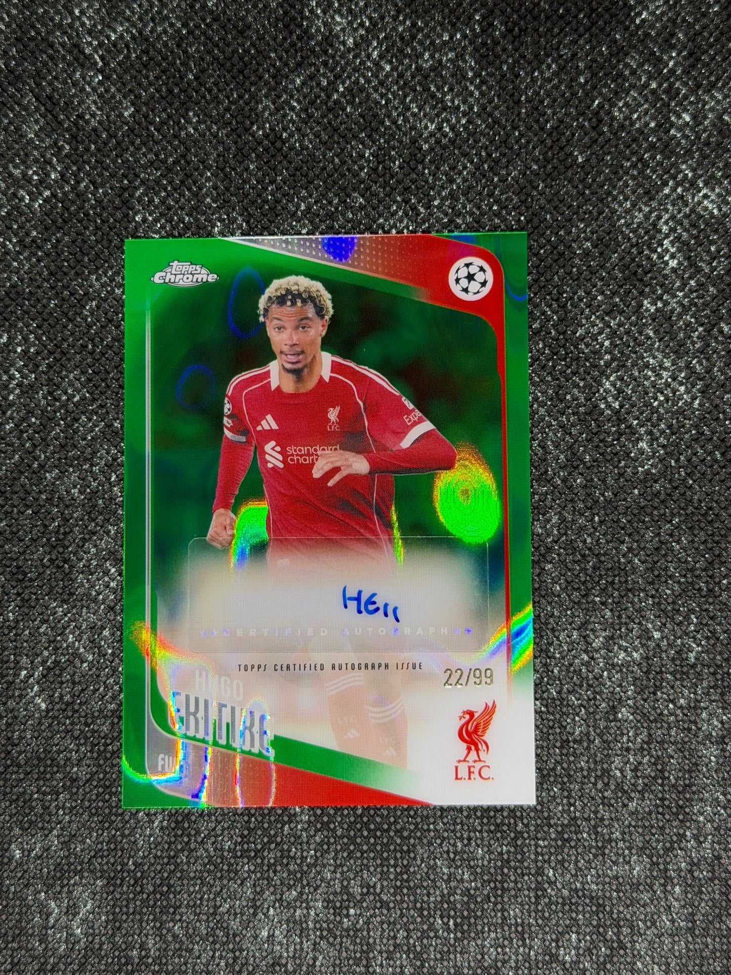 2025-26 Topps Chrome UEFA Club Competitions Autograph Card Green 22/99 - Hugo Ekitike (Copy)