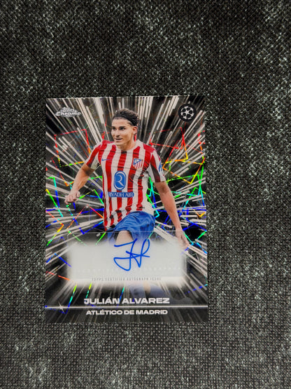 2025-26 Topps Chrome UEFA Club Competitions Black Lazer Autograph Card - Julian Alvarez