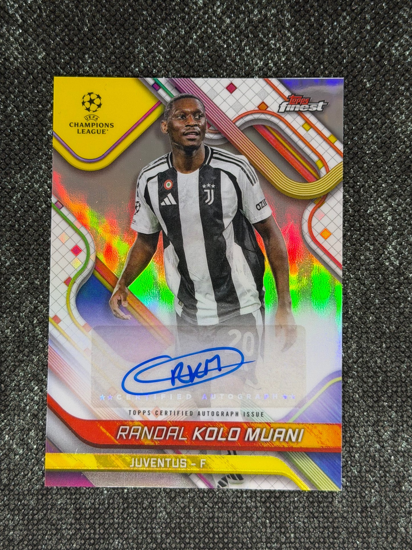 2024-25 Topps Finest UEFA Club Competitions Base Card Autograph Variation - Randal Kolo Muani