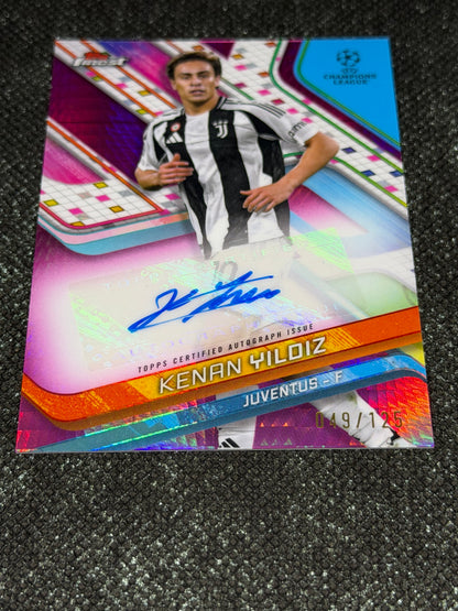 2024-25 Topps Finest UEFA Club Competitions Base Card Autograph Variation Pink 049/125 - Kenan Yildiz