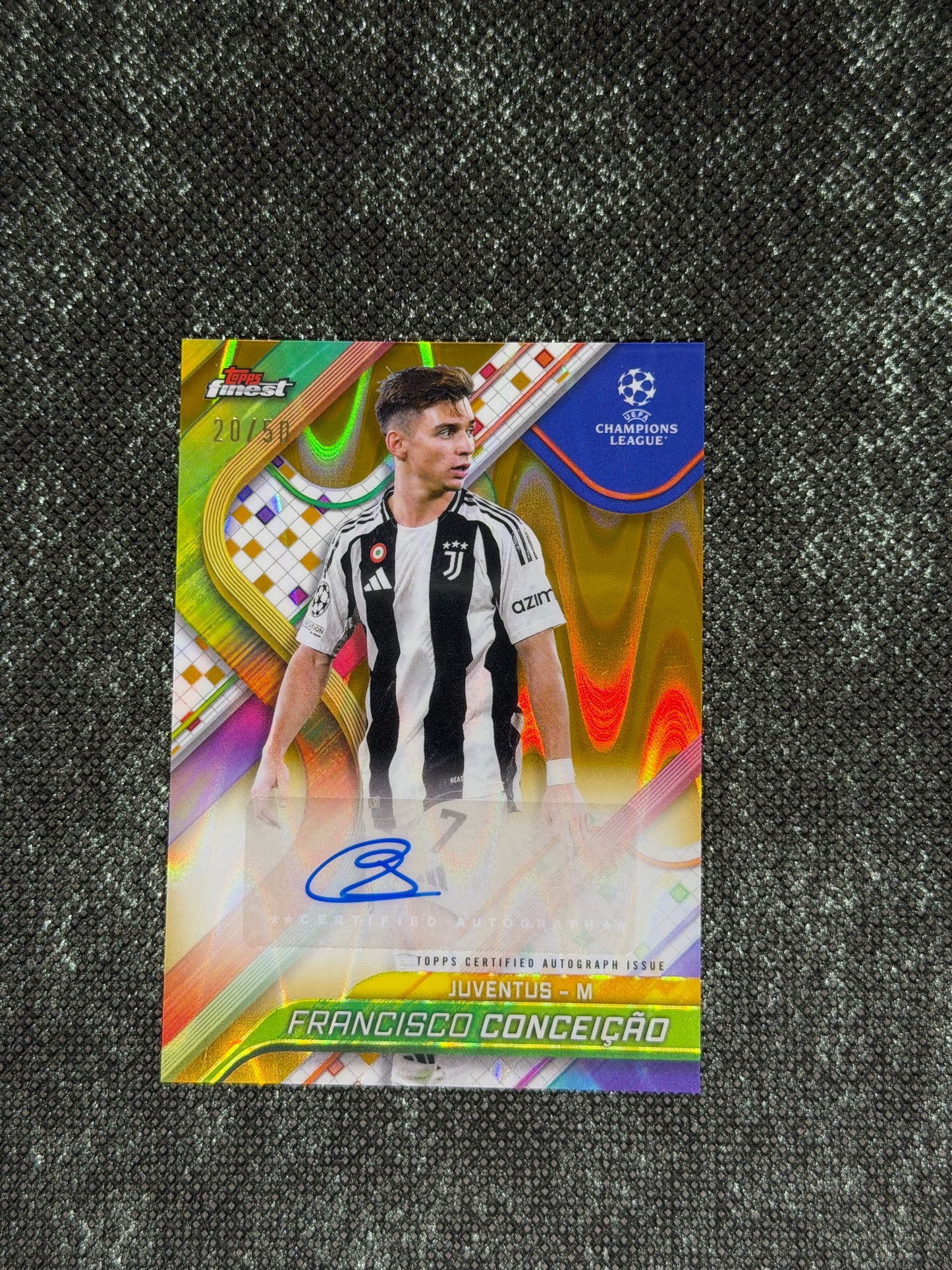 2024-25 Topps Finest UEFA Club Competitions Gold Autograph 20/50 - Francisco Conceicao