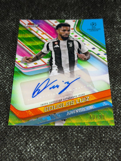 2024-25 Topps Finest UEFA Club Competitions Base Card Autograph Variation Green 40/99 - Douglas Luiz