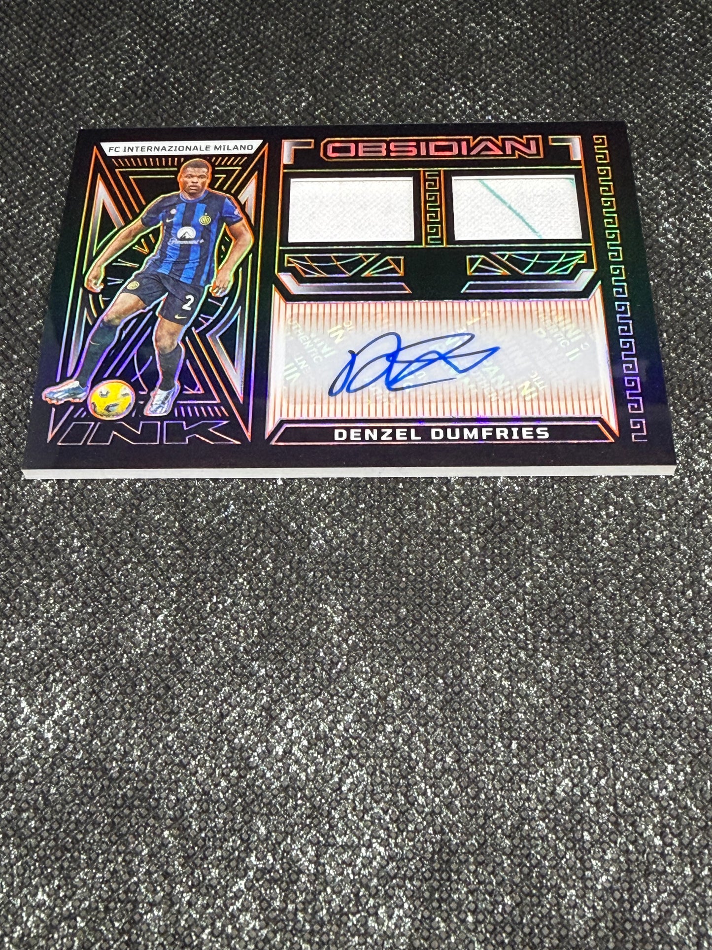 2023-24 Panini Obsidian Soccer Jersey Ink Autograph 43/99 - Denzel Dumfries