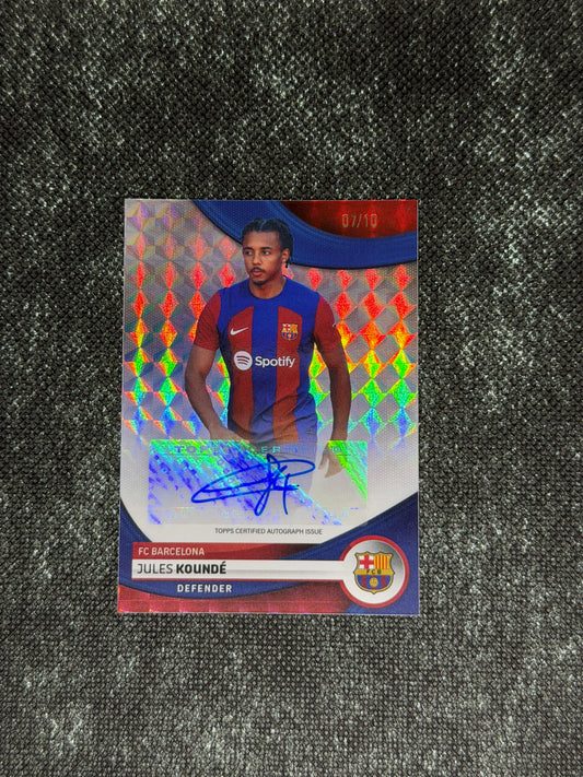 2023-24 Topps FC Barcelona Team Set Base Card Autograph 07/10 - Jules Kounde