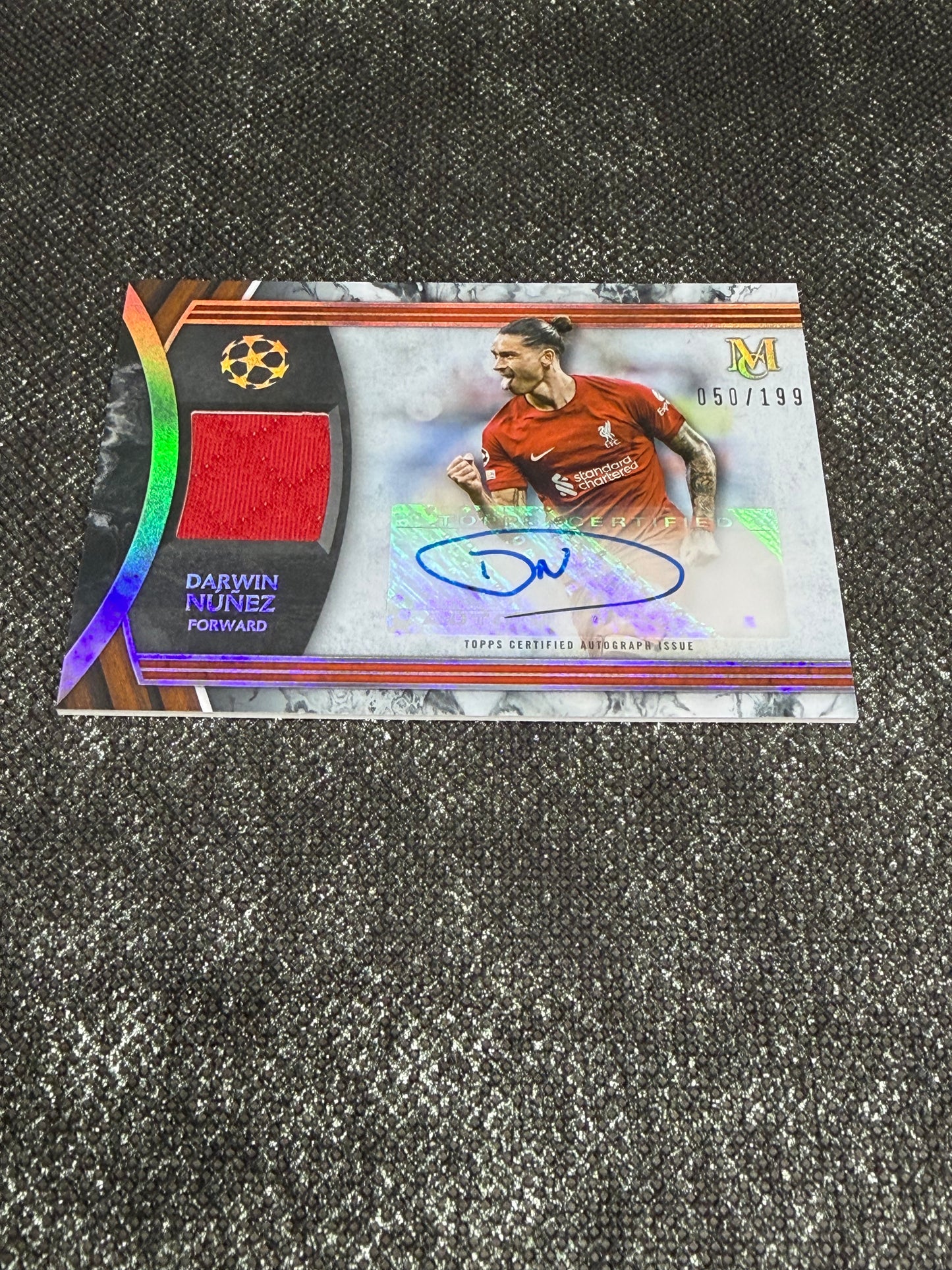 2022-23 Topps UEFA Champions League Museum Collection Autograph Relic Card 050/199 - Darwin Nunez