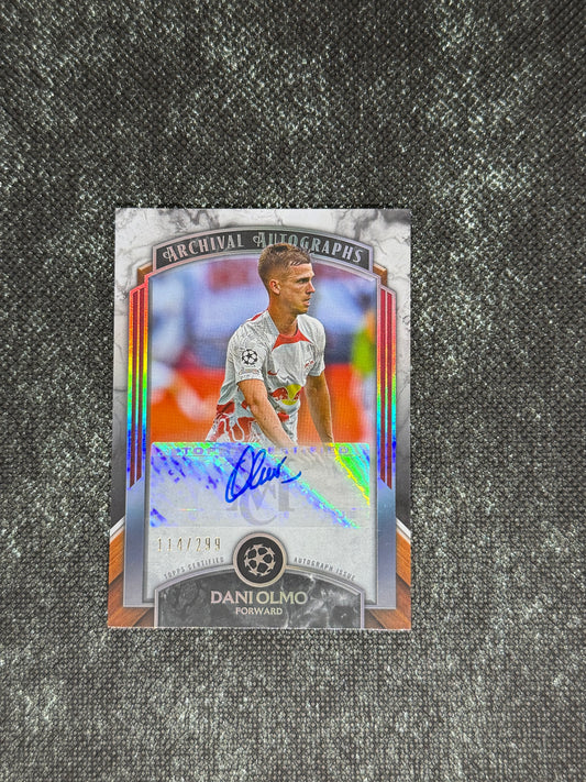 2022-23 Topps UEFA Champions League Museum Collection Archival Autograph Card 114/299 - Dani Olmo