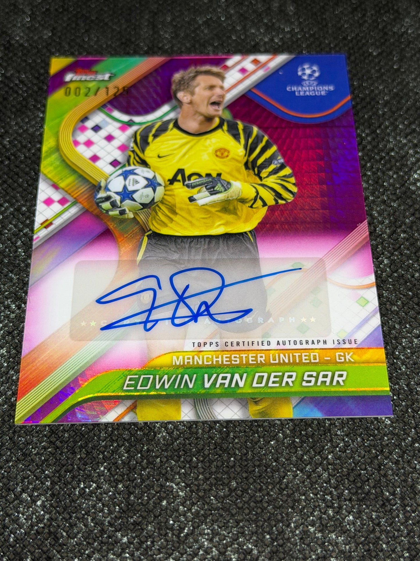 2024-25 Topps Finest UEFA Club Competitions Base Card Autograph Variation 002/125 - Edwin Van Der Sar