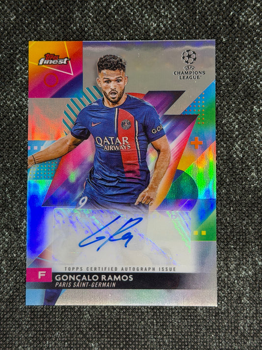 2023-24 Topps Finest UEFA Champions League Base Card Autograph Variation - Goncalo Ramos