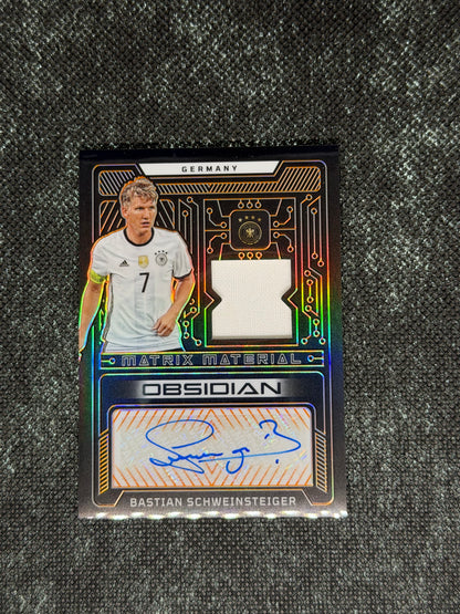 2022-23 Panini Obsidian Soccer Matrix Material Autographs Orange 1/6 - Bastian Schweinsteiger