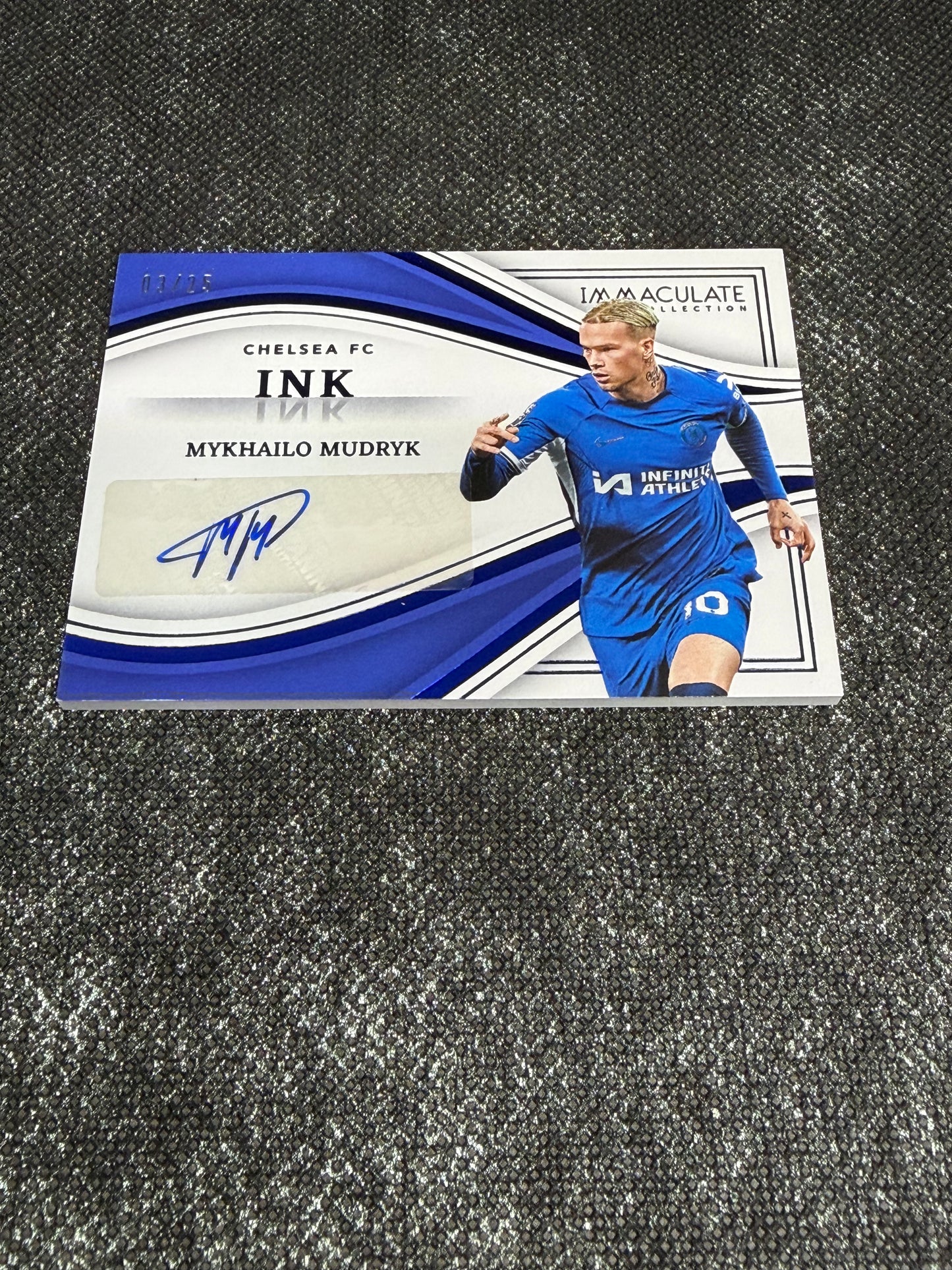2023-24 Panini Immaculate Collection Soccer Ink 03/25 - Mykhailo Mudryk