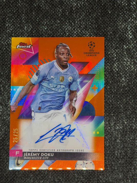 2023-24 Topps Finest UEFA Champions League Base Card Autograph Variation Orange 25/25 - Jeremy Doku