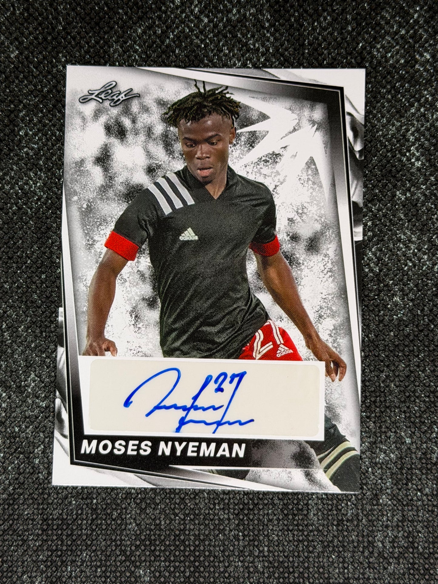 2024 Leaf Soccer Blaster Autograph - Moses Nyeman
