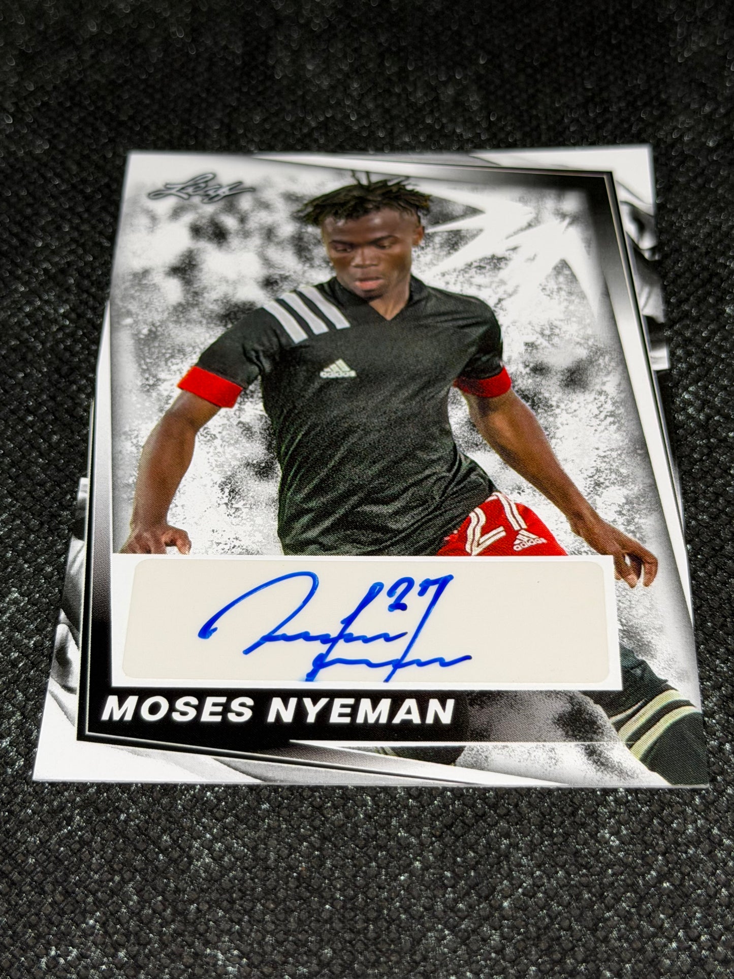 2024 Leaf Soccer Blaster Autograph - Moses Nyeman