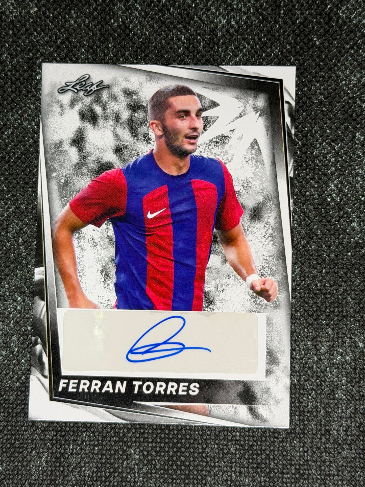 2024 Leaf Soccer Blaster Autograph - Ferran Torres