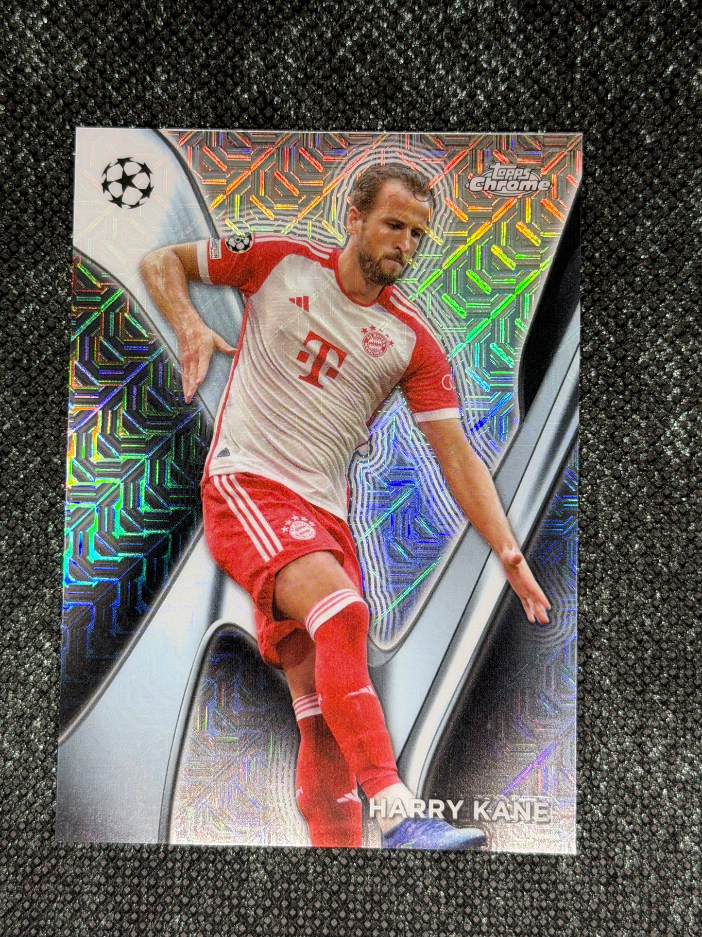 2023-24 Topps Chrome UEFA Champions League Mojo Insert (Case Hit) - Harry Kane