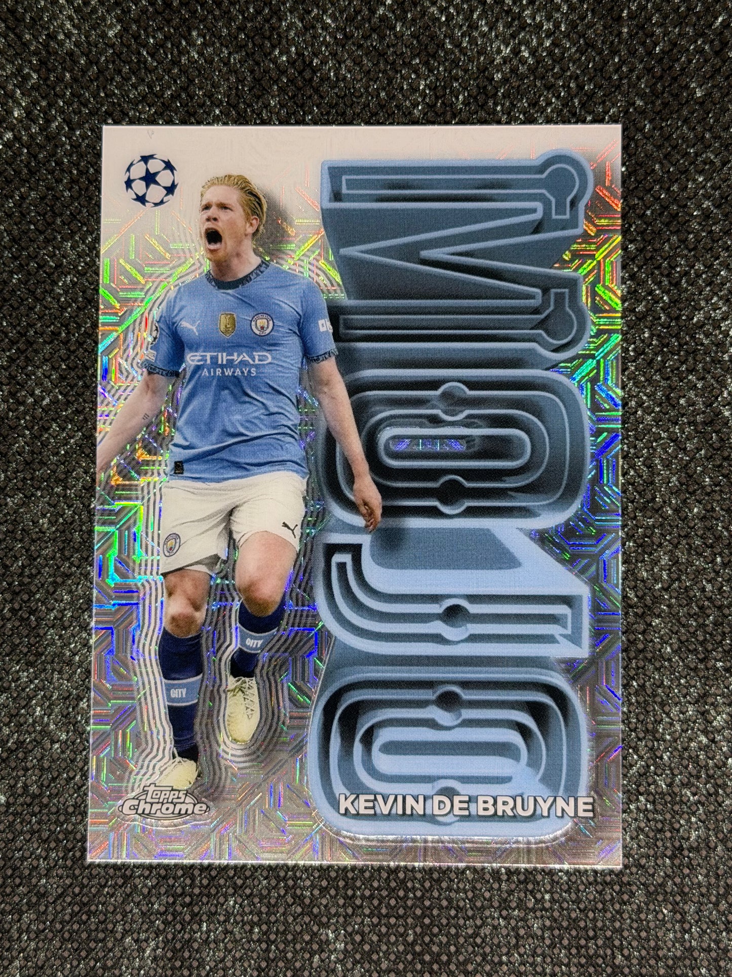 2023-24 Topps Chrome UEFA Champions League Mojo Insert (Case Hit) - Kevin De Bruyne