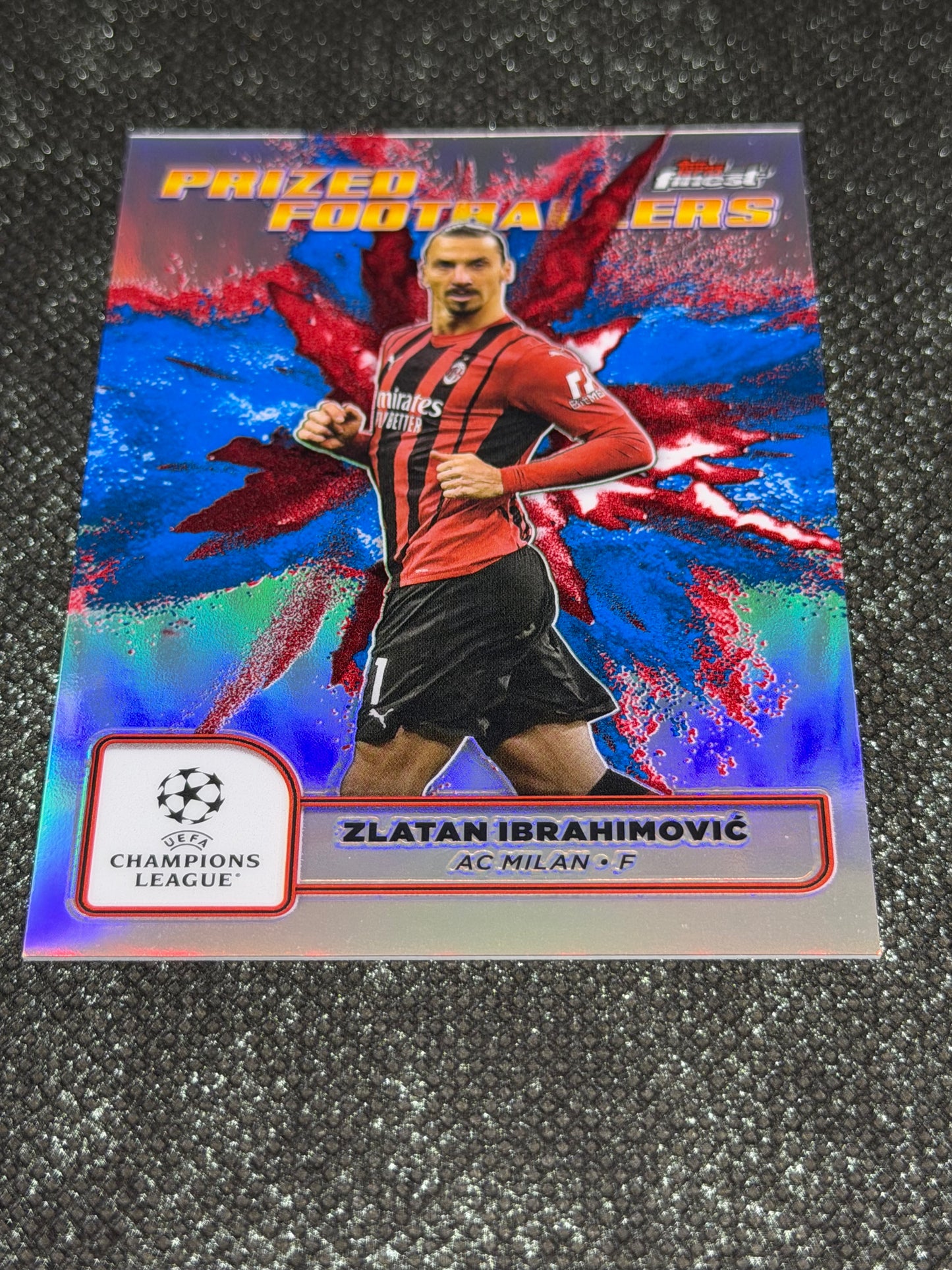 2024-25 Topps Finest UCC Prized Footballers Fusion Blue/Red (Case Hit) - Zlatan Ibrahimovic