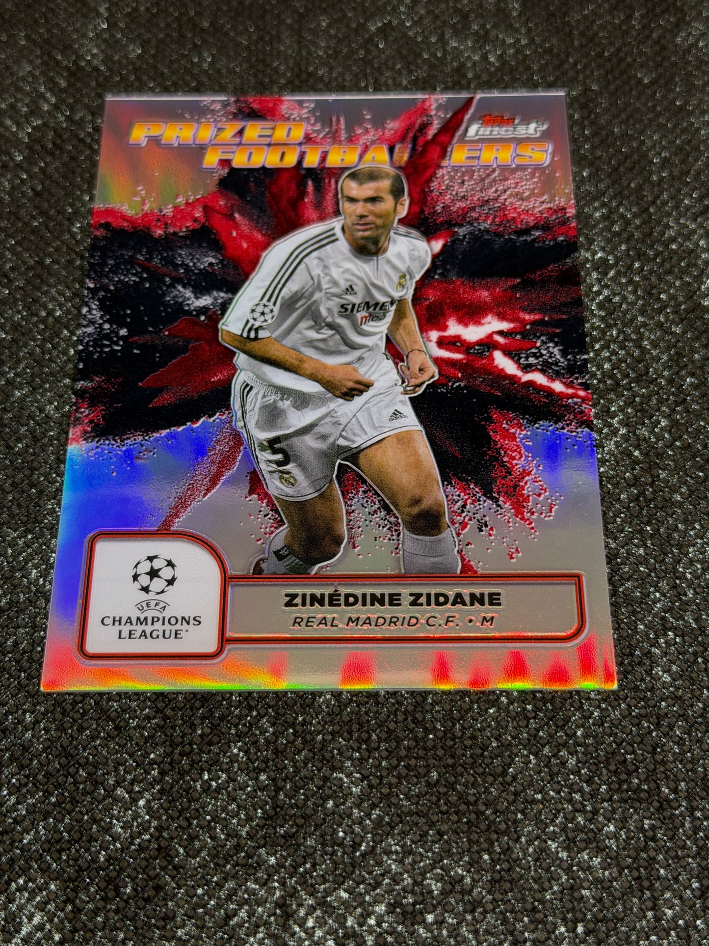 2024-25 Topps Finest UCC Prized Footballers Fusion Black Red (Case Hit) - Zinedine Zidane