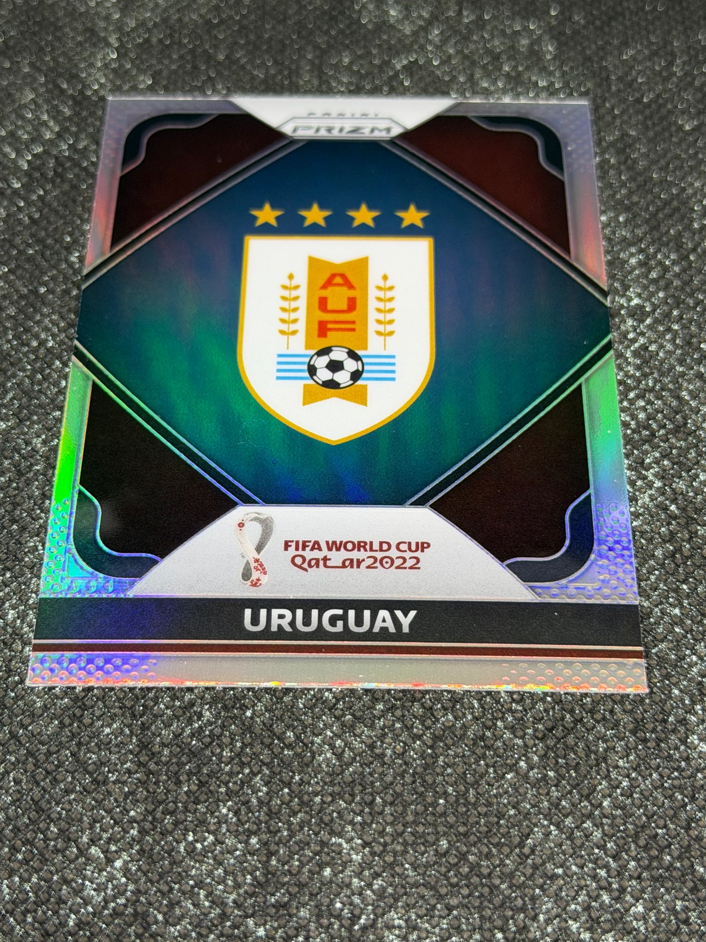 2022 Panini - Prizm FIFA World Cup Qatar 2022 Soccer Team Badge Silver Prizm (Short Print) - Uruguay