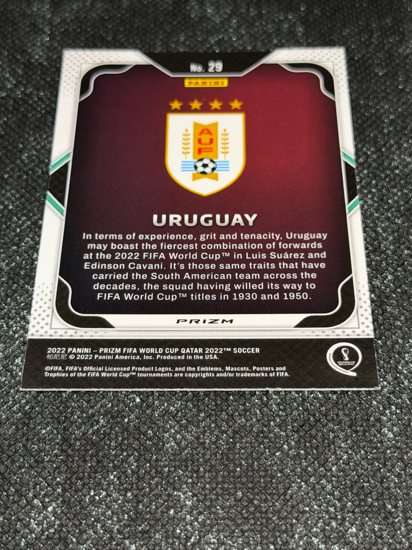 2022 Panini - Prizm FIFA World Cup Qatar 2022 Soccer Team Badge Silver Prizm (Short Print) - Uruguay