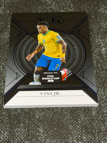 2025-26 Panini Noir Road To FIFA World Cup 26 Soccer Blue 17/25 - Vini Jr.