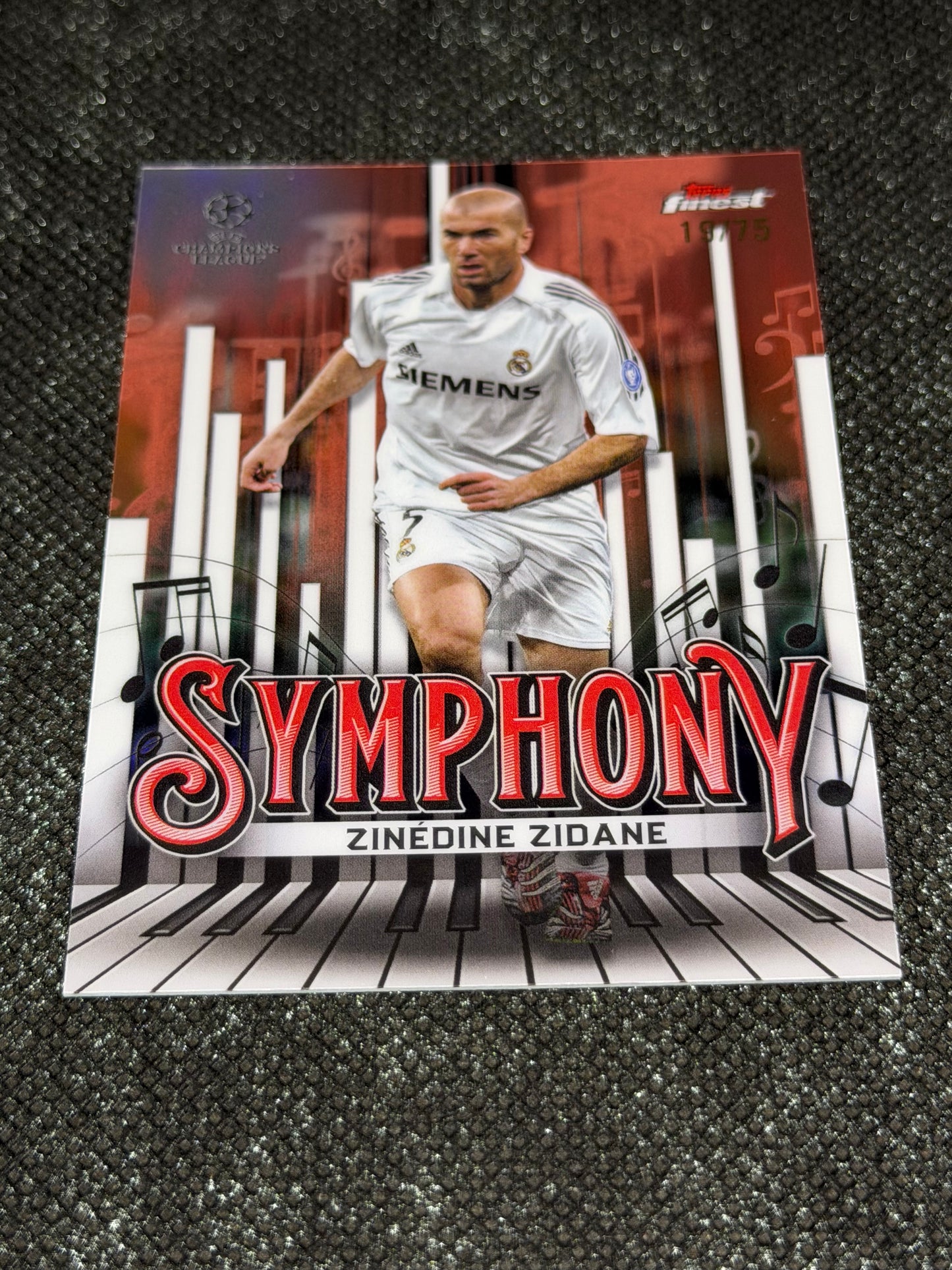 2024-25 Topps Finest UCC Symphony Insert Rose Gold 19/75 - Zinedine Zidane