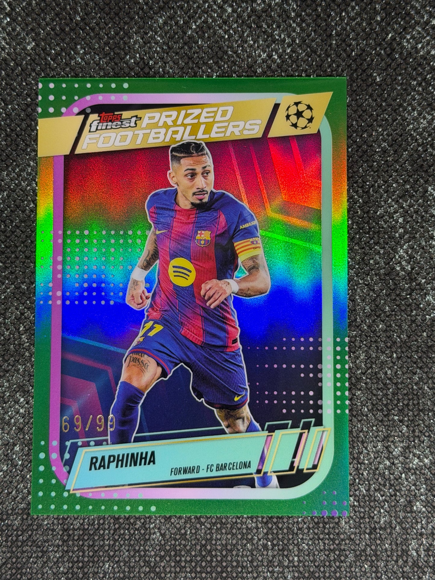 2025-26 Topps Finest UCC Prized Footballers Insert Green 69/99 - Raphinha