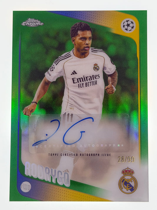 2025-26 Topps Chrome UEFA Club Competitions Autograph Card Green 28/99 - Rodrygo