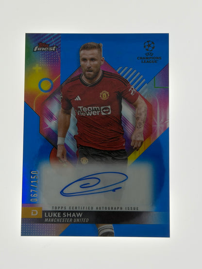 2023-24 Topps Finest UEFA Club Competitions Autograph Blue 067/150 - Luke Shaw