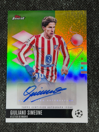 2025-26 Topps Finest UEFA Club Competitions Autograph Card Green 34/99 - Giuliano Simeone